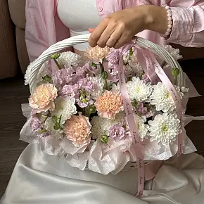 Композиция в корзине